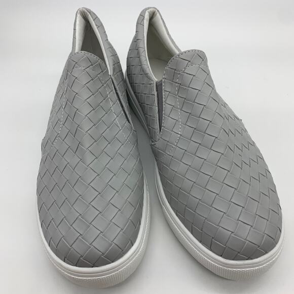 Gray Slip On Sneaker Women Shoes Size 8.5 - Picture 1 of 9